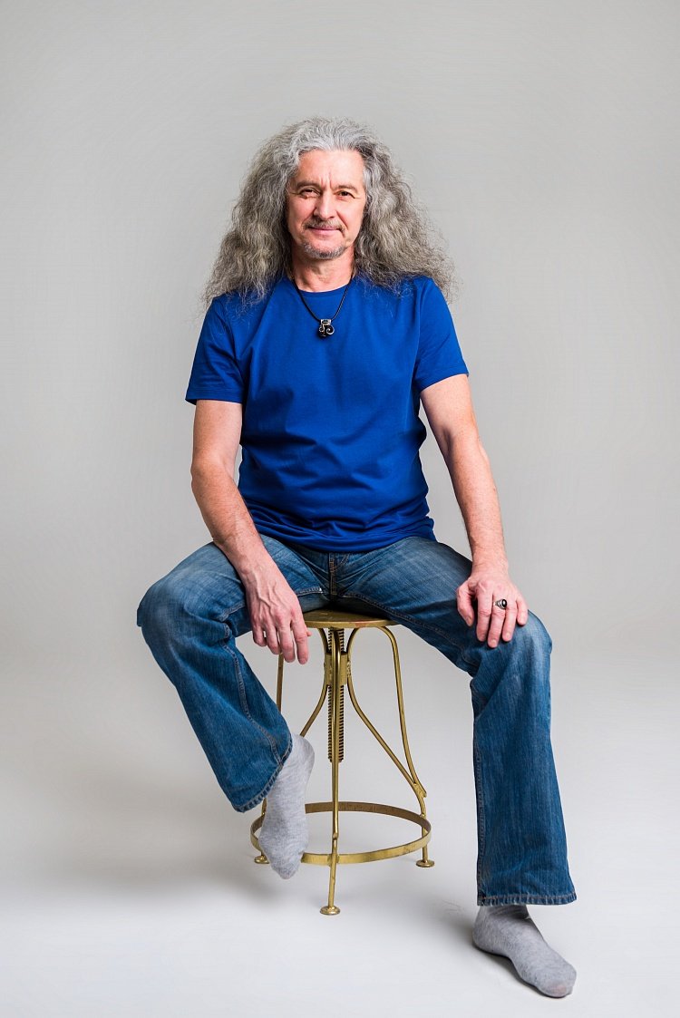 Андрей Лобанов